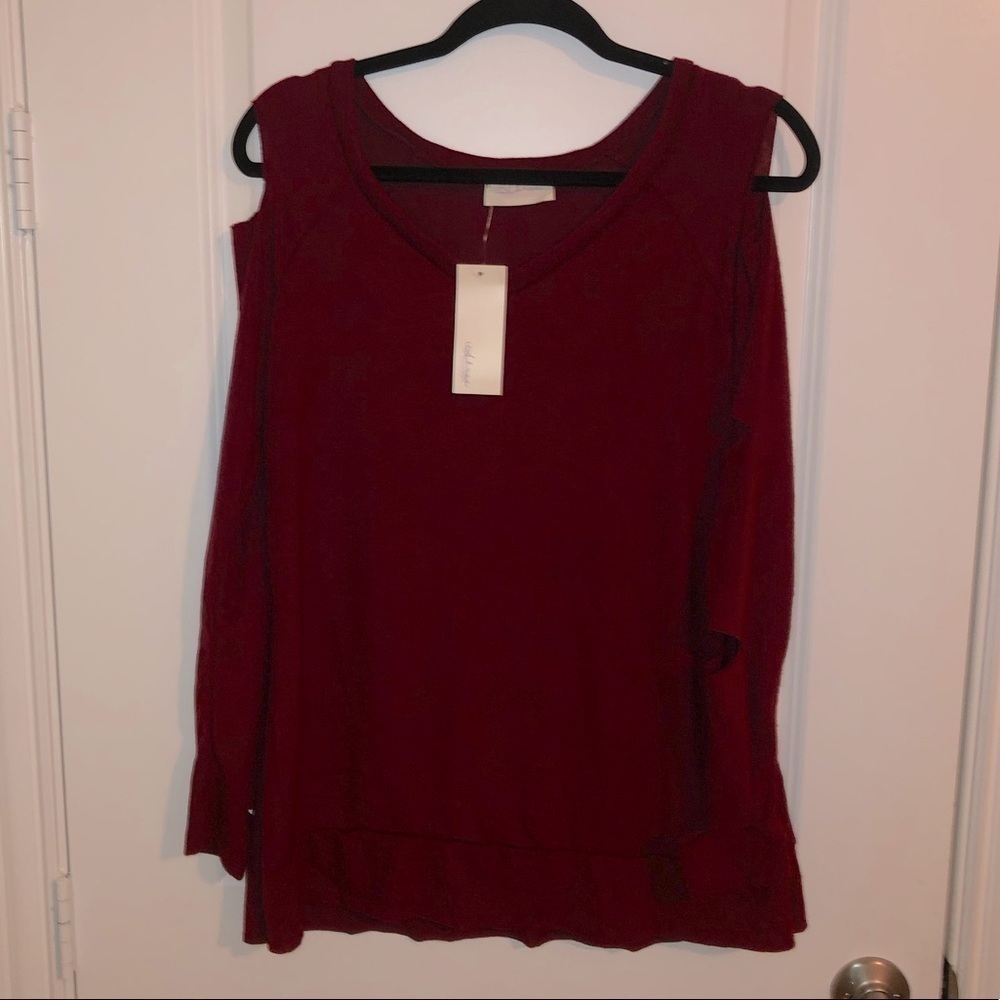 Abree Women'sV-Neck Cold shoulder Long Sleeve Top Burgundy Size S
